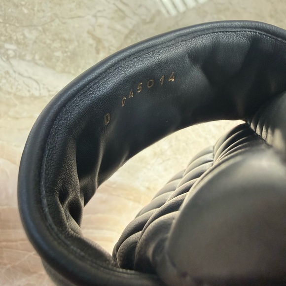 Chanel Slide Sandals Quilted Lambskin Size 38 - Picture 10 of 14